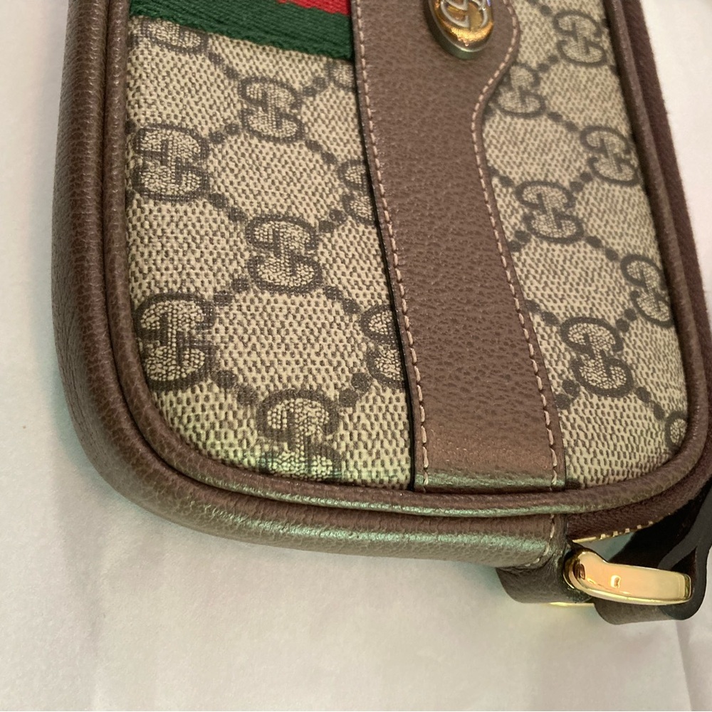 SOLD ‼️Gucci Crossbody Bag in Brown and Green with Signature Monogram - Picture 3 of 16